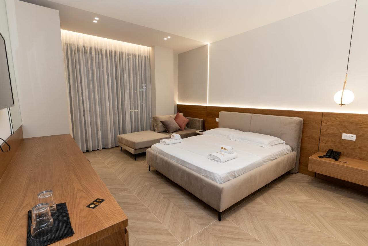 Hotel Memaj Ксамил Екстериор снимка